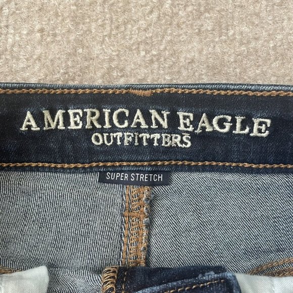 American Eagle Shorts Womens 2 Hi-Rise Shortie Cut Off 4" Inseam Dark Wash Denim - Picture 2 of 8